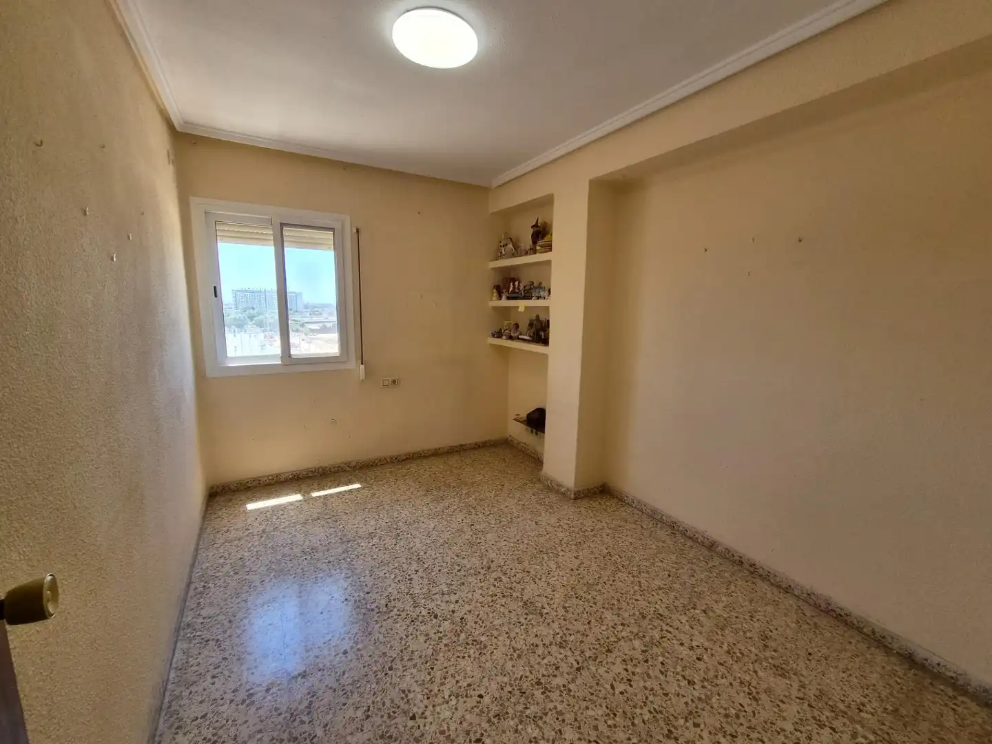 Habitación de Piso en venta en Valencia con Aire acondicionado