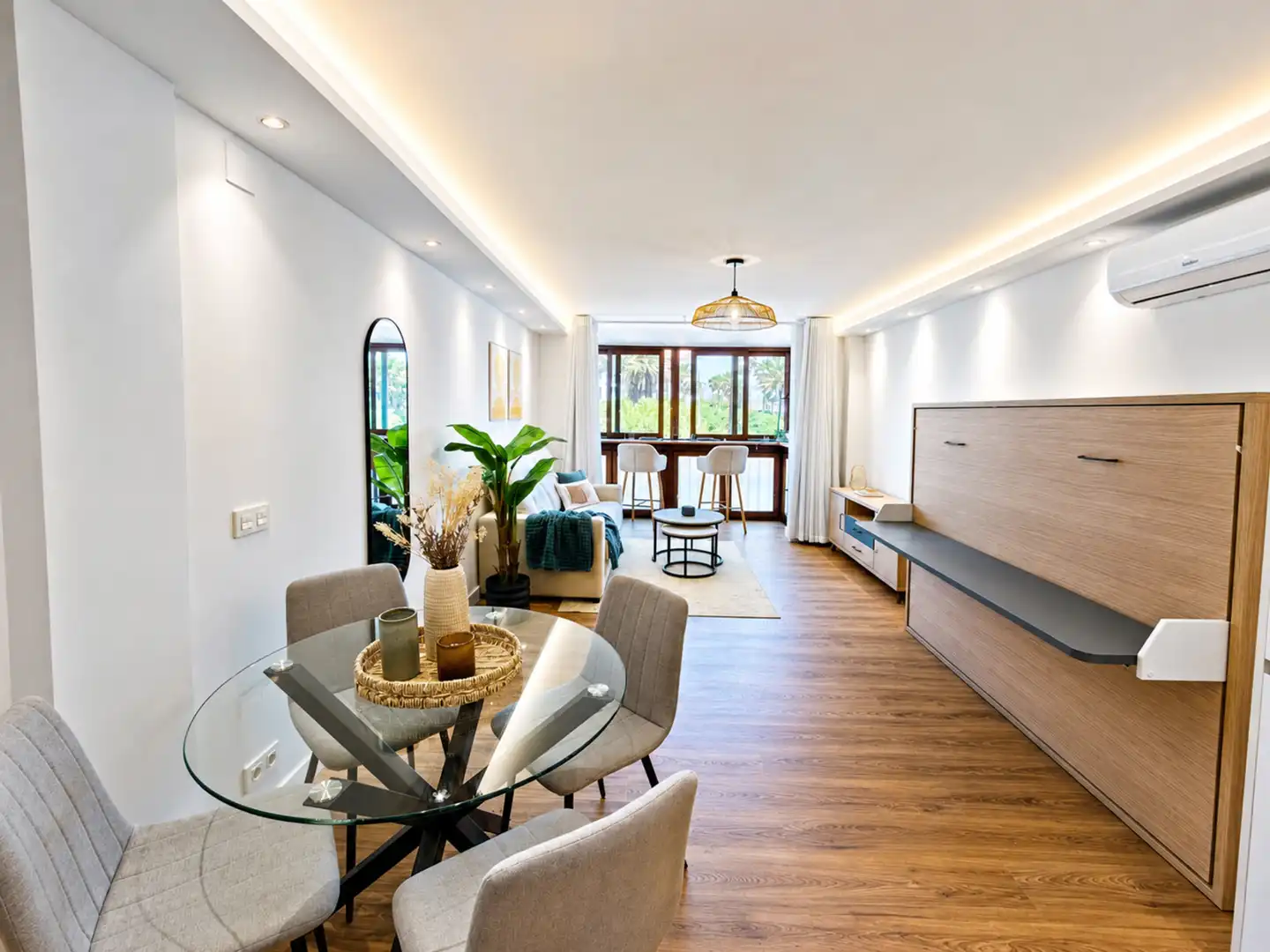 Wohnzimmer von Wohnung zum Verkauf in Manilva mit Klimaanlage, Terrasse und Möbliert