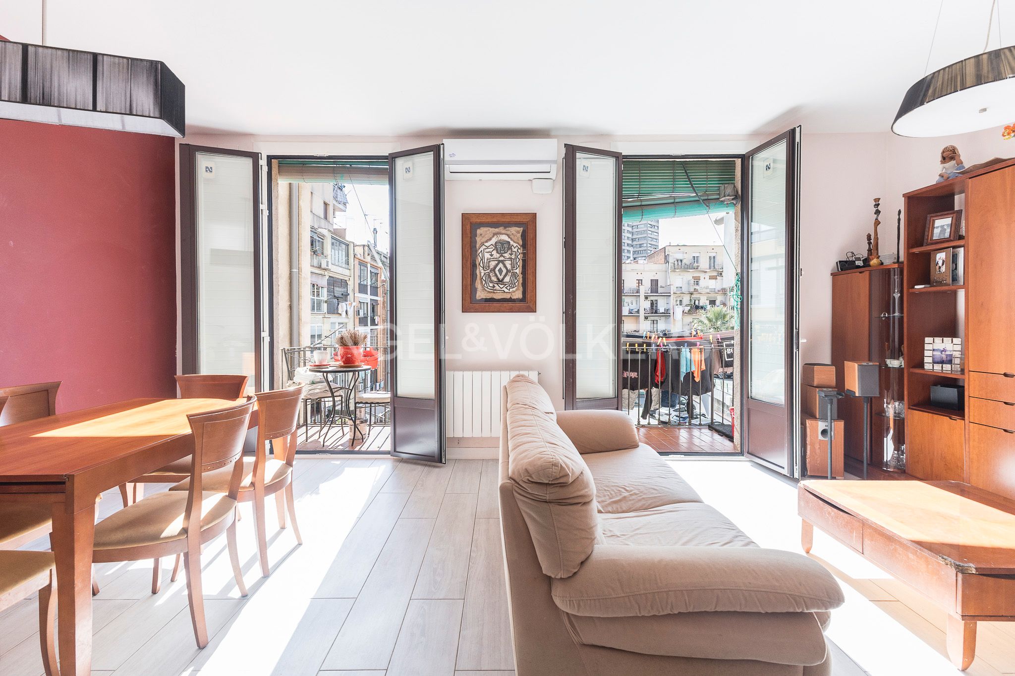 Vista exterior de Apartament en venda en  Barcelona Capital amb Aire condicionat, Calefacció i Terrassa