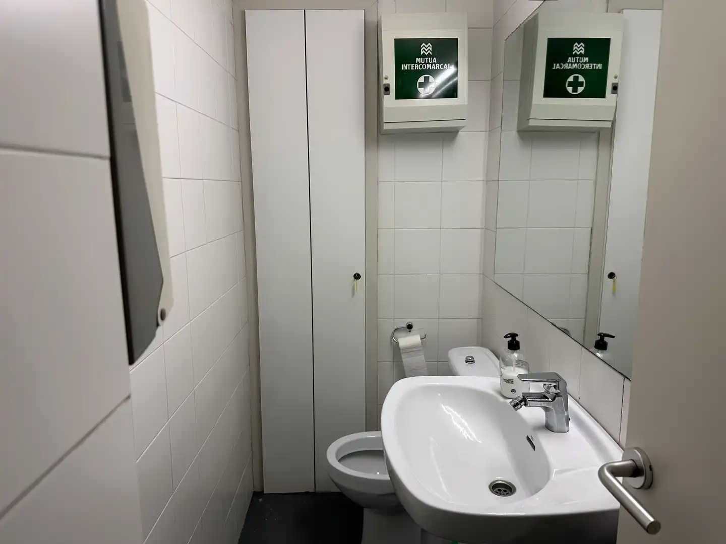 Bany de Oficina en venda en Girona amb Aire condicionat i Calefacció