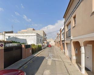 Exterior view of Single-family semi-detached for sale in Vilanova i la Geltrú