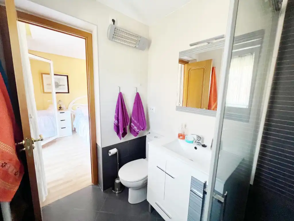 Bany de Casa o xalet en venda en Getafe amb Aire condicionat, Calefacció i Terrassa