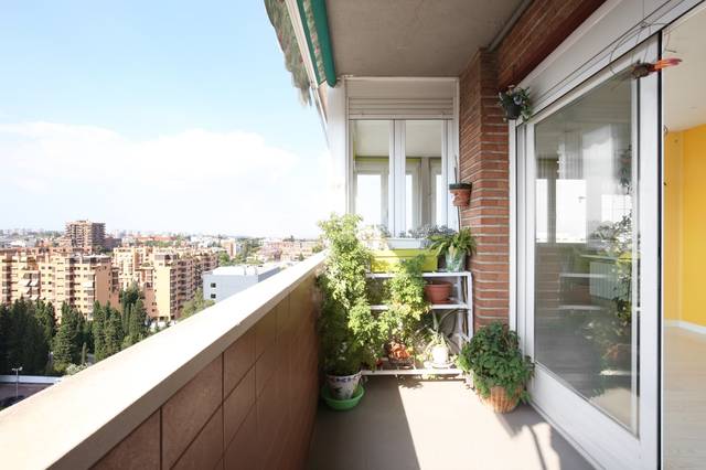 Ático en Venta en Calle de la Condesa de Venadito en San Pascual
