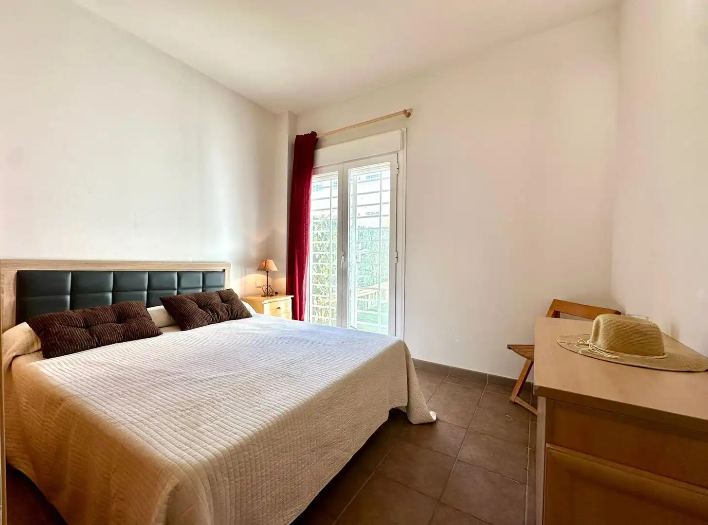 Habitación de Planta baja en venta en Almería