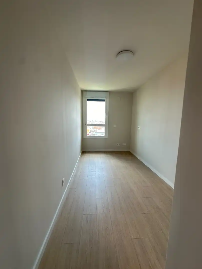 Habitación de Piso de alquiler en Valencia con Aire acondicionado, Calefacción y Jardín privado