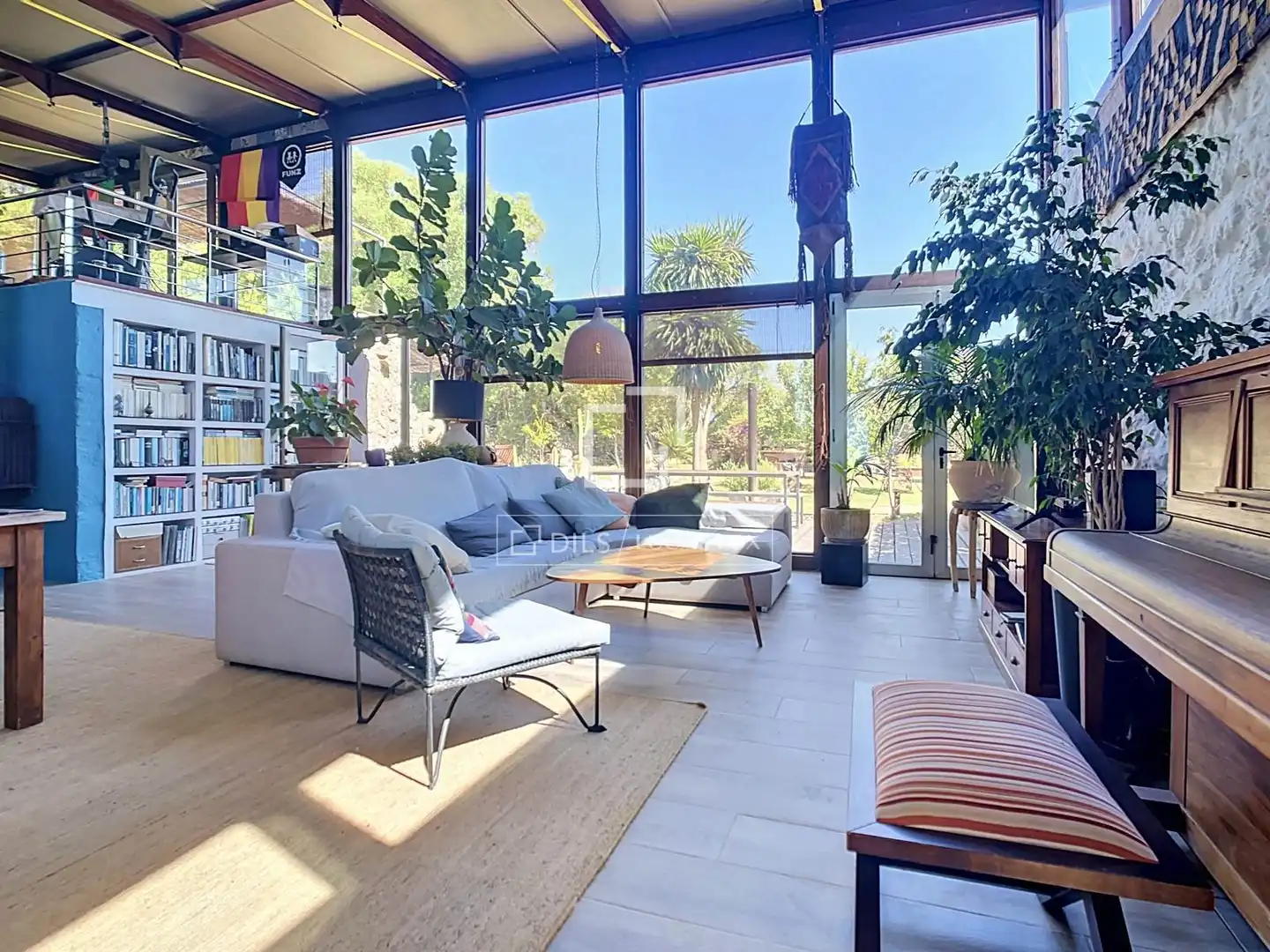 Sala de estar de Finca rústica en venta en Ciutadella de Menorca con Jardín privado, Terraza y Piscina