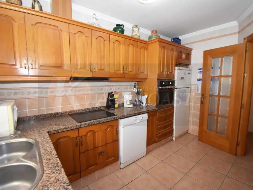 Cocina de Piso en venta en Fuengirola con Aire acondicionado y Terraza