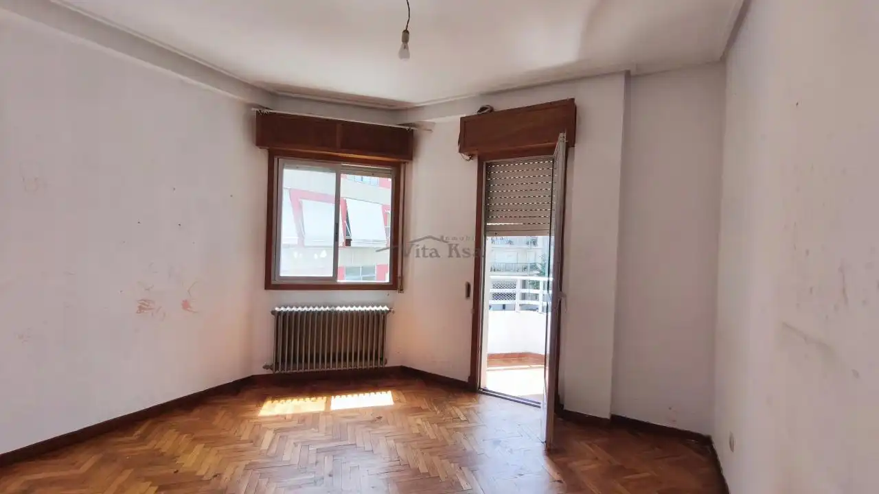 Bedroom of Flat for sale in Ourense Capital   with Heating, Parquet flooring and Storage room
