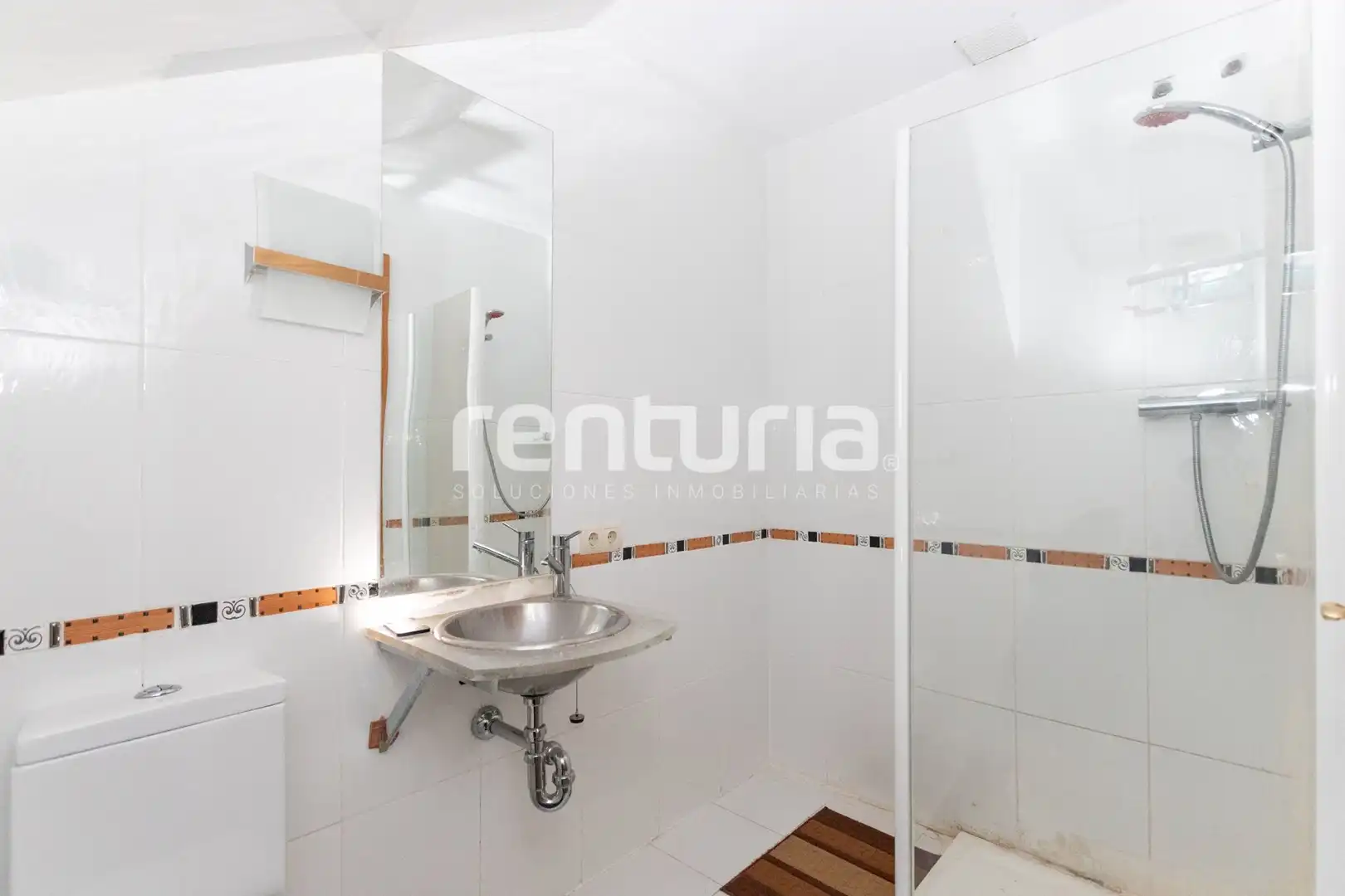 Bany de Dúplex en venda en La Font de la Figuera amb Aire condicionat i Forn