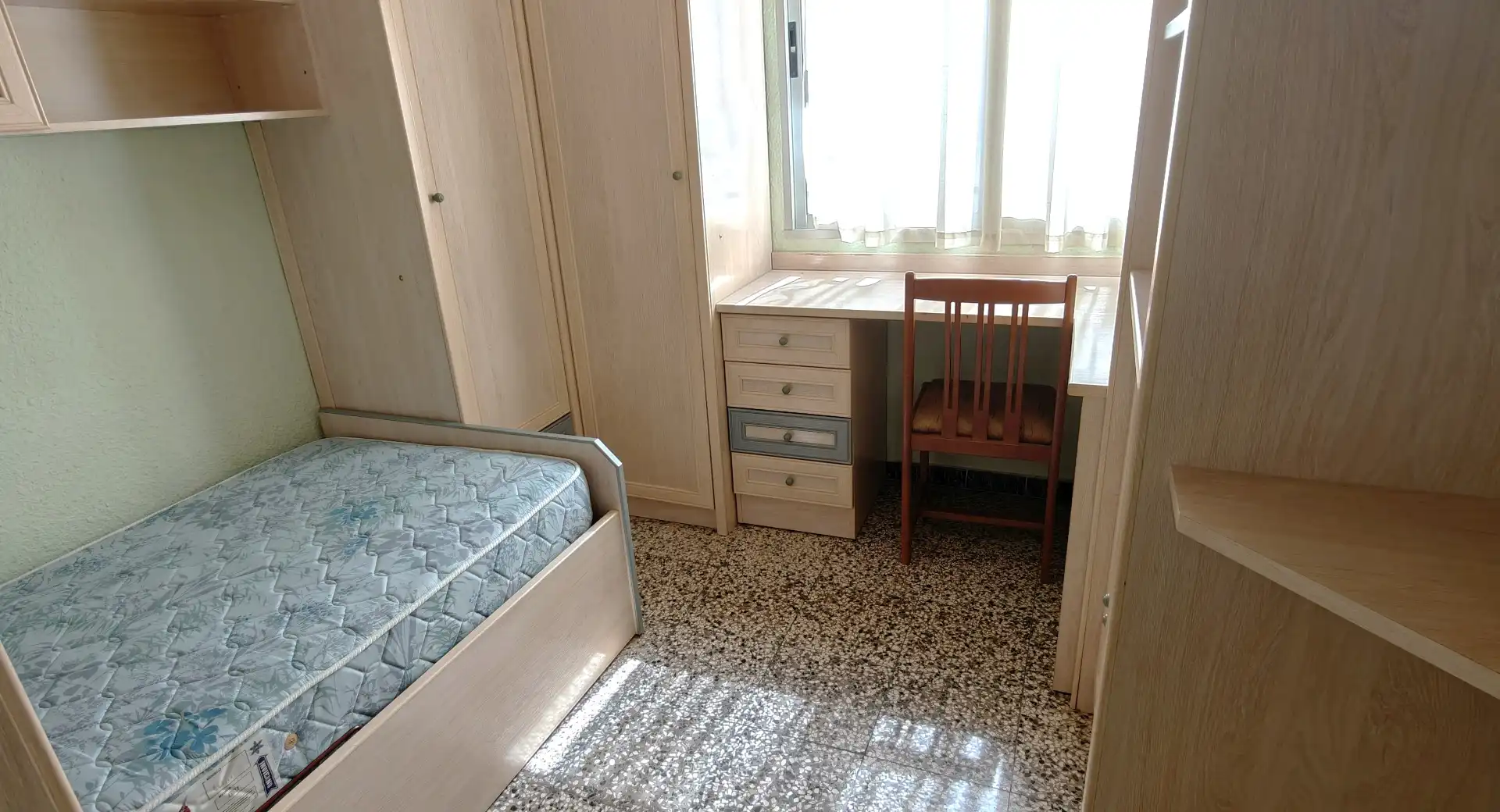 Habitación de Piso en venta en Zaragoza