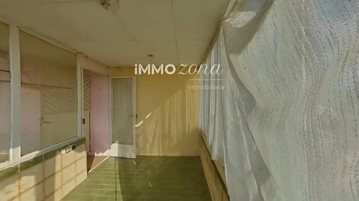 Dormitori de Casa adosada en venda en Montgat, Barcelona
