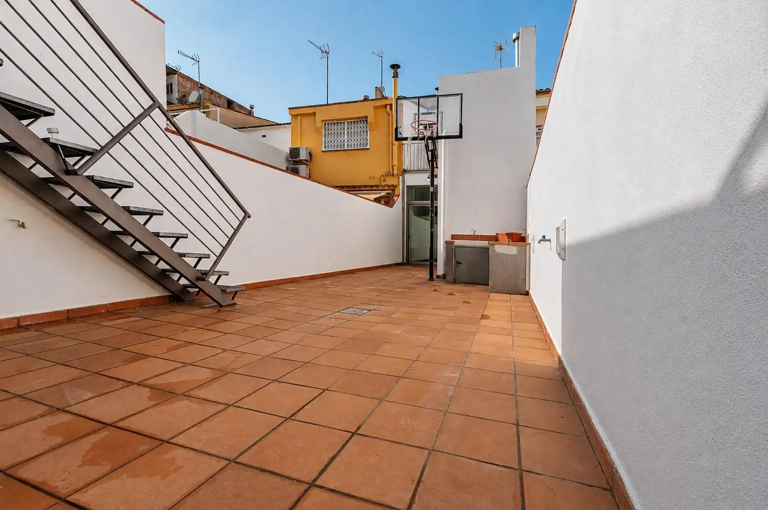 House with terrace for sale in Centre - Sant Oleguer, imagen 6