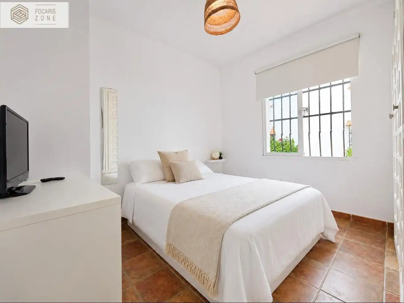 Bedroom of Ground floor for sale in Estepona  with Private garden, Terrace and Community pool