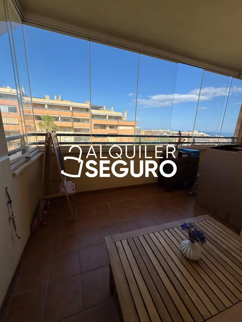 Terrassa de Pis de lloguer en Torremolinos amb Aire condicionat, Terrassa i Piscina