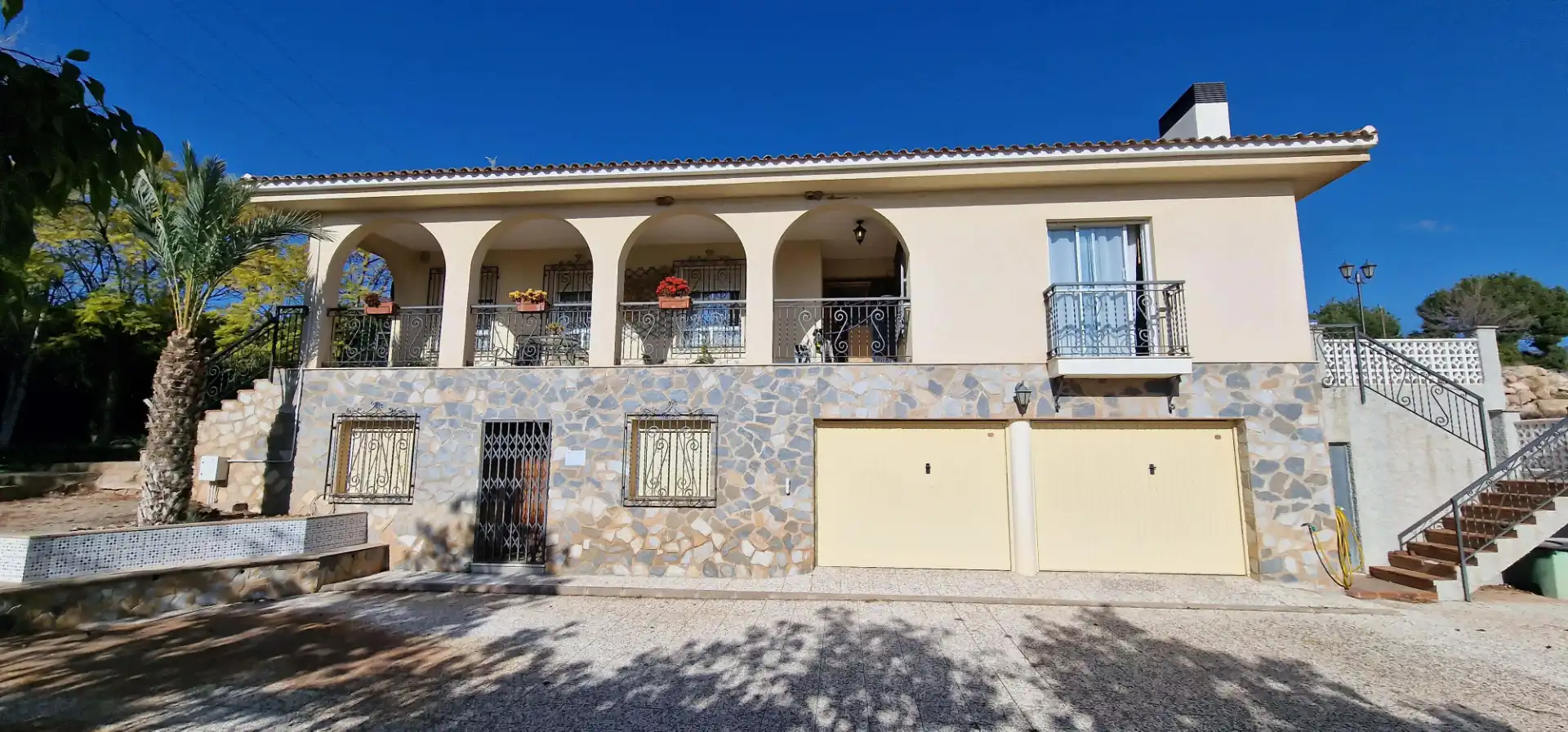 Vista exterior de Casa o chalet en venta en Totana con Amueblado, Horno y Lavadora