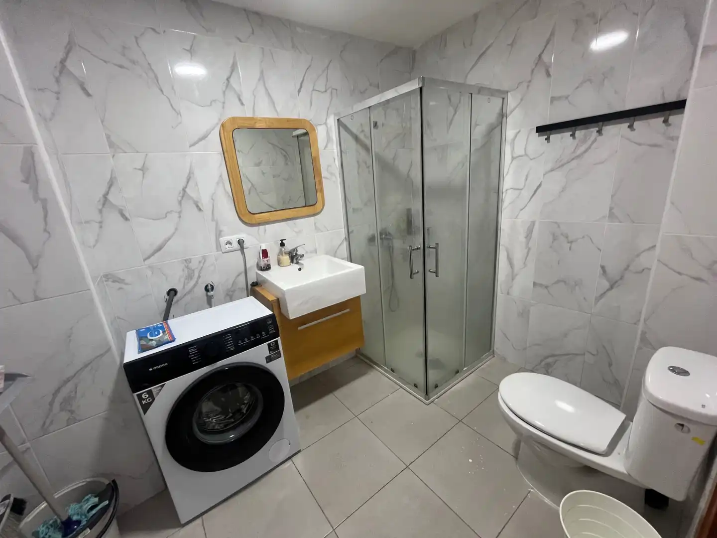 Baño de Piso de alquiler en Telde con Amueblado, Horno y Lavadora