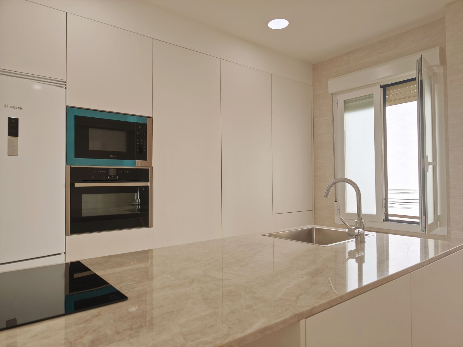 Kitchen of Flat for sale in  Logroño  with Heating, Parquet flooring and Terrace