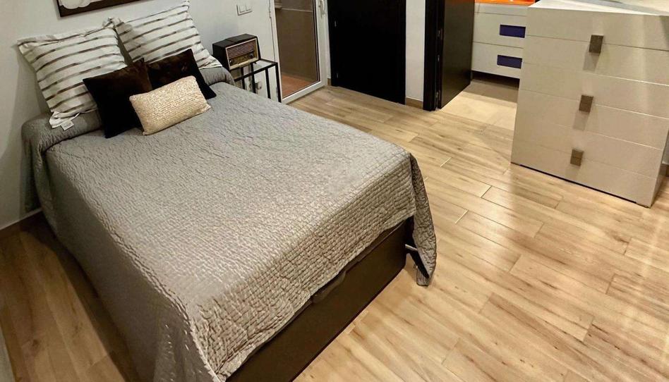 Photo 1 of Flat to share in Creu de Barberà, Barcelona