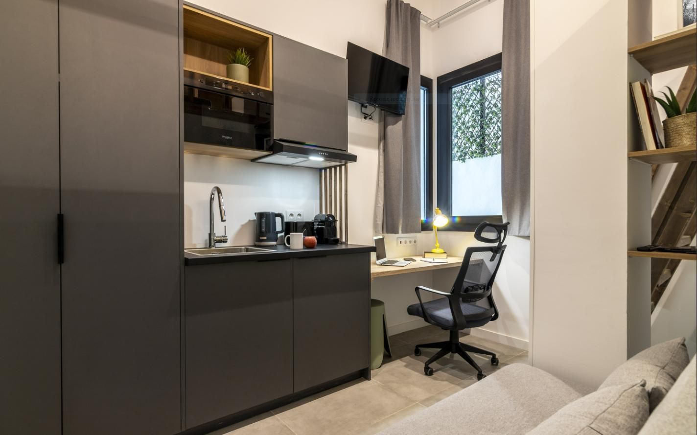 Flat to share in Carrer de Vilallonga, El Castellar i l'Oliverar