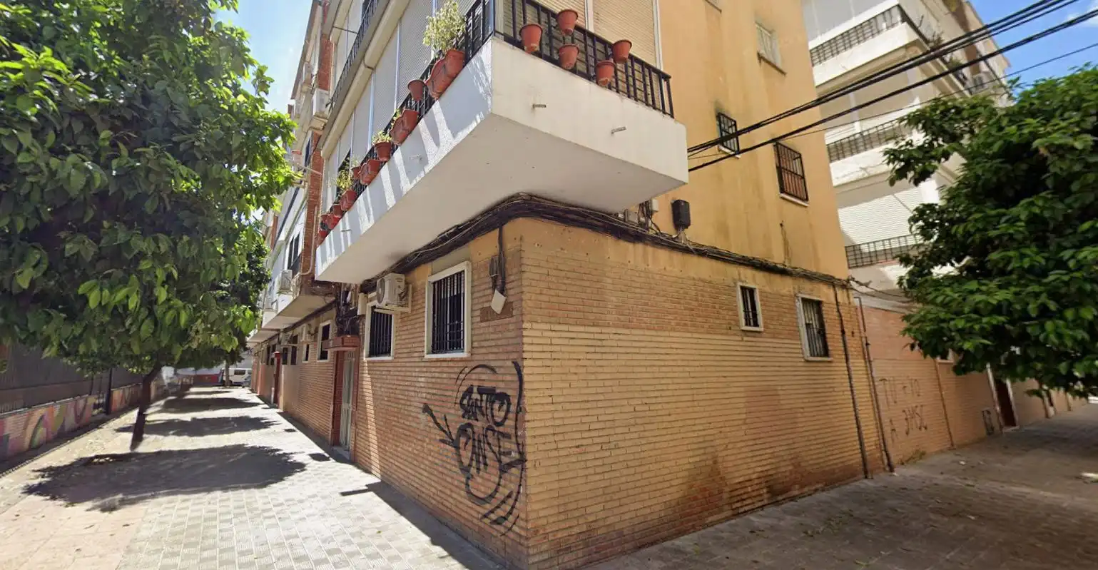 Flat for sale in Calle LUIS CERNUDA, imagen 3