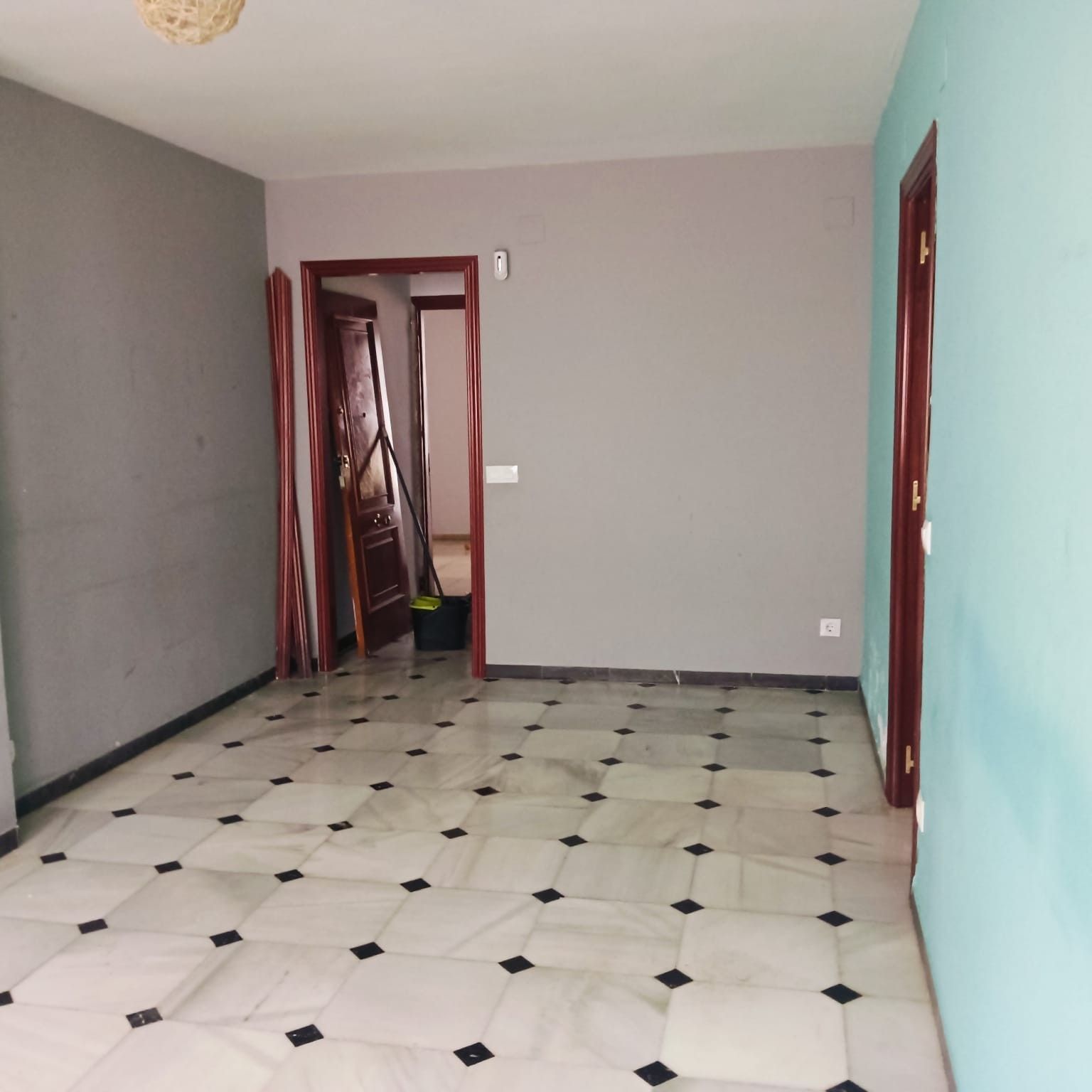 Bedroom of Flat for sale in Dos Hermanas
