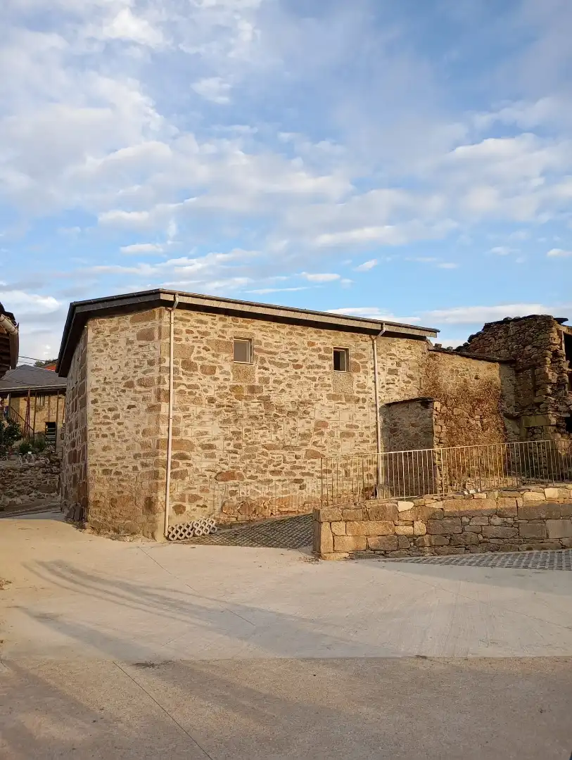 Vista exterior de Casa adosada en venta en A Veiga 