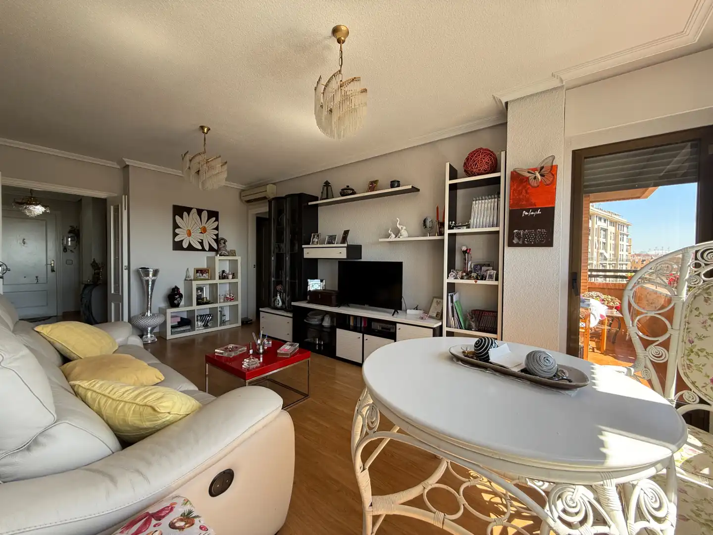 Sala de estar de Piso en venta en Castellón de la Plana / Castelló de la Plana con Aire acondicionado, Trastero y Horno