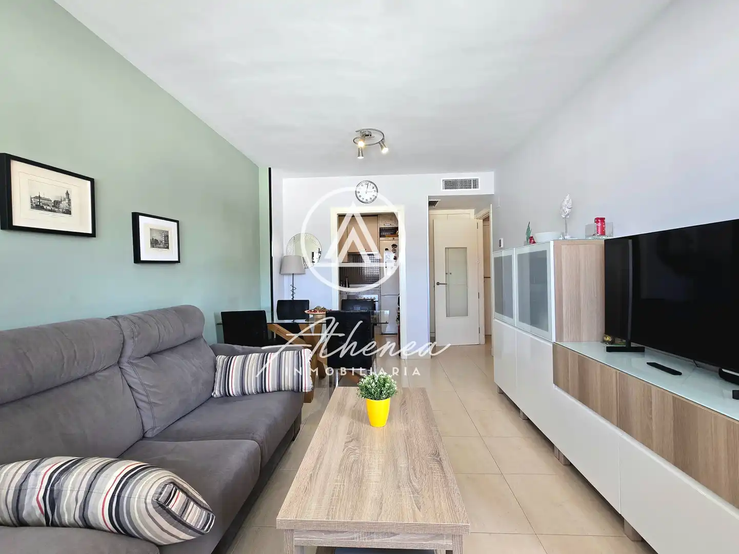 Sala de estar de Piso en venta en Roquetas de Mar con Aire acondicionado, Calefacción y Terraza