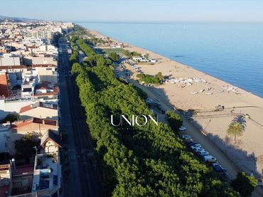 Duplex con ascensore in vendita a Calella