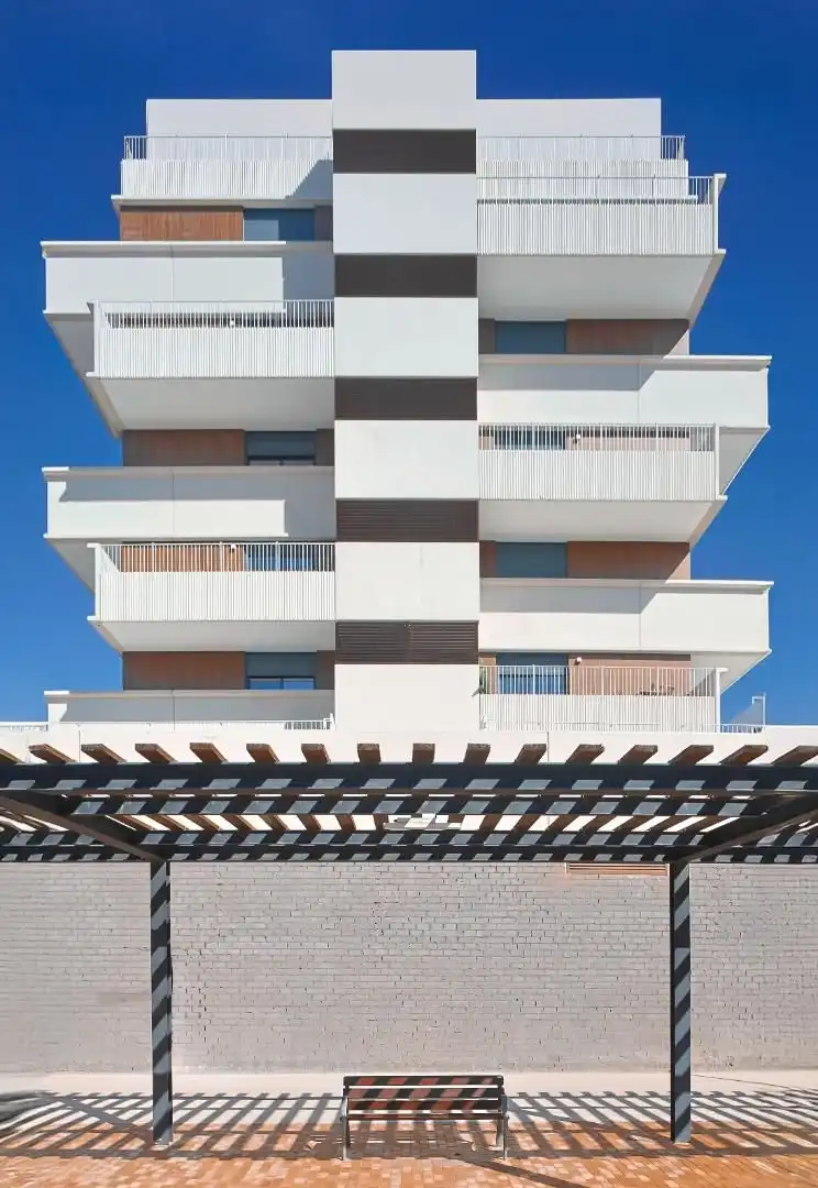 Piso en venta en Calle de la Actriz Fabiana Laura, Rosaleda - Juventud