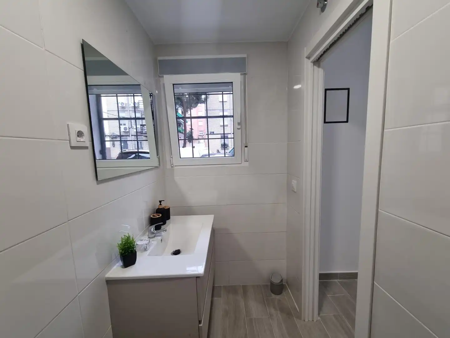 Baño de Piso para compartir en Alcorcón con Calefacción