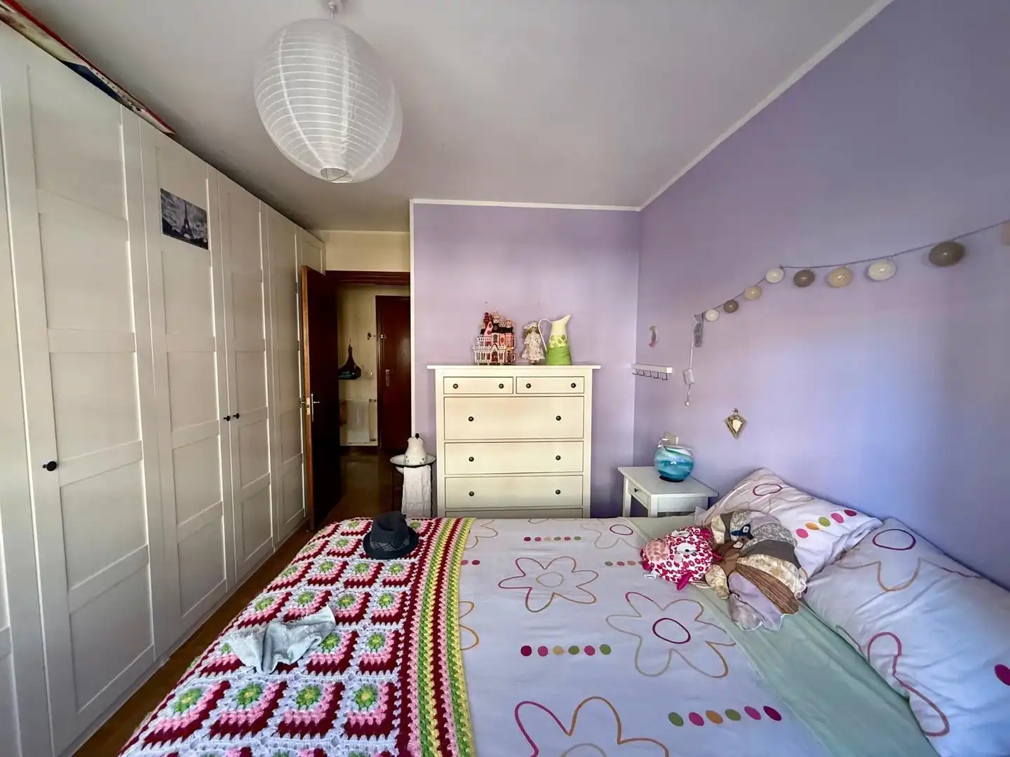 Habitación de Piso en venta en Oviedo  con Calefacción, Trastero y Amueblado