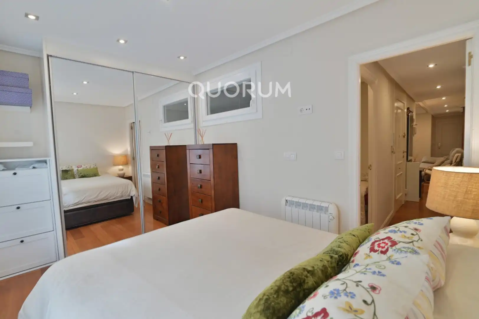 Habitación de Piso en venta en Bilbao  con Aire acondicionado, Calefacción y Balcón