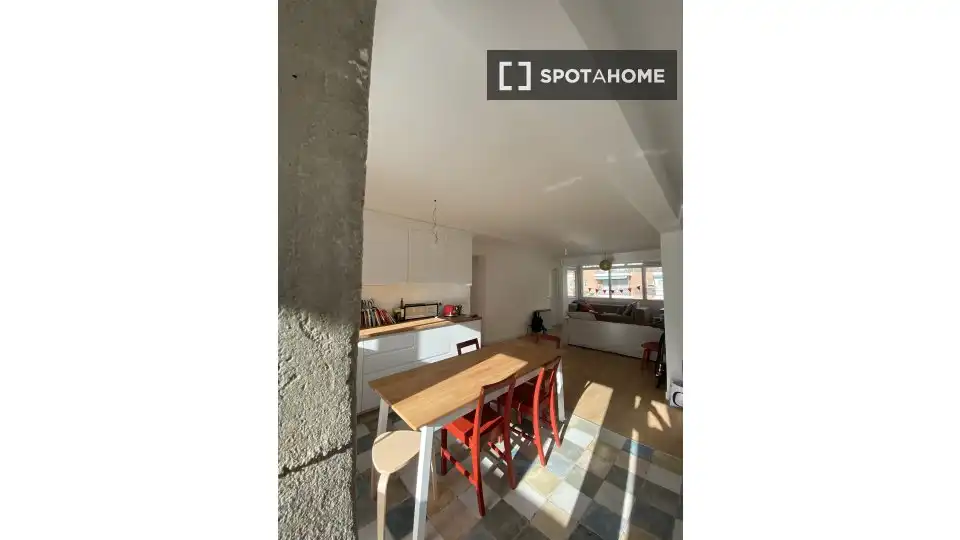 Room in Opañel