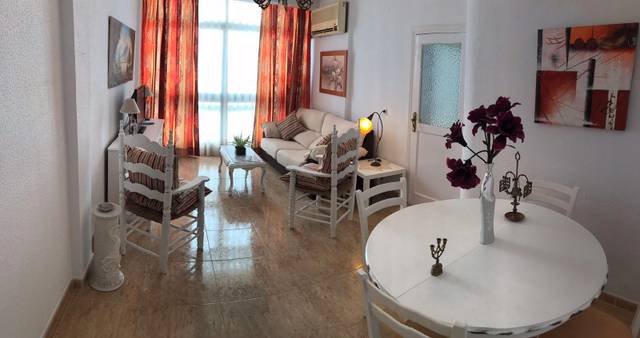 Piso en Alquiler en Pasaje Aránzazu en Los Castillejos - La Trinidad