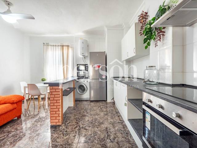 Piso en Venta en Del Cardenal Benlloch en Mestalla