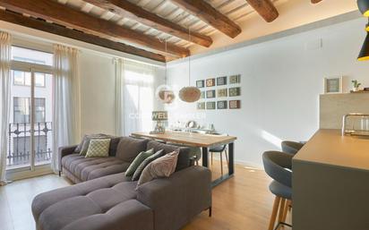 Living room of Flat for sale in  Barcelona Capital  with Balcony