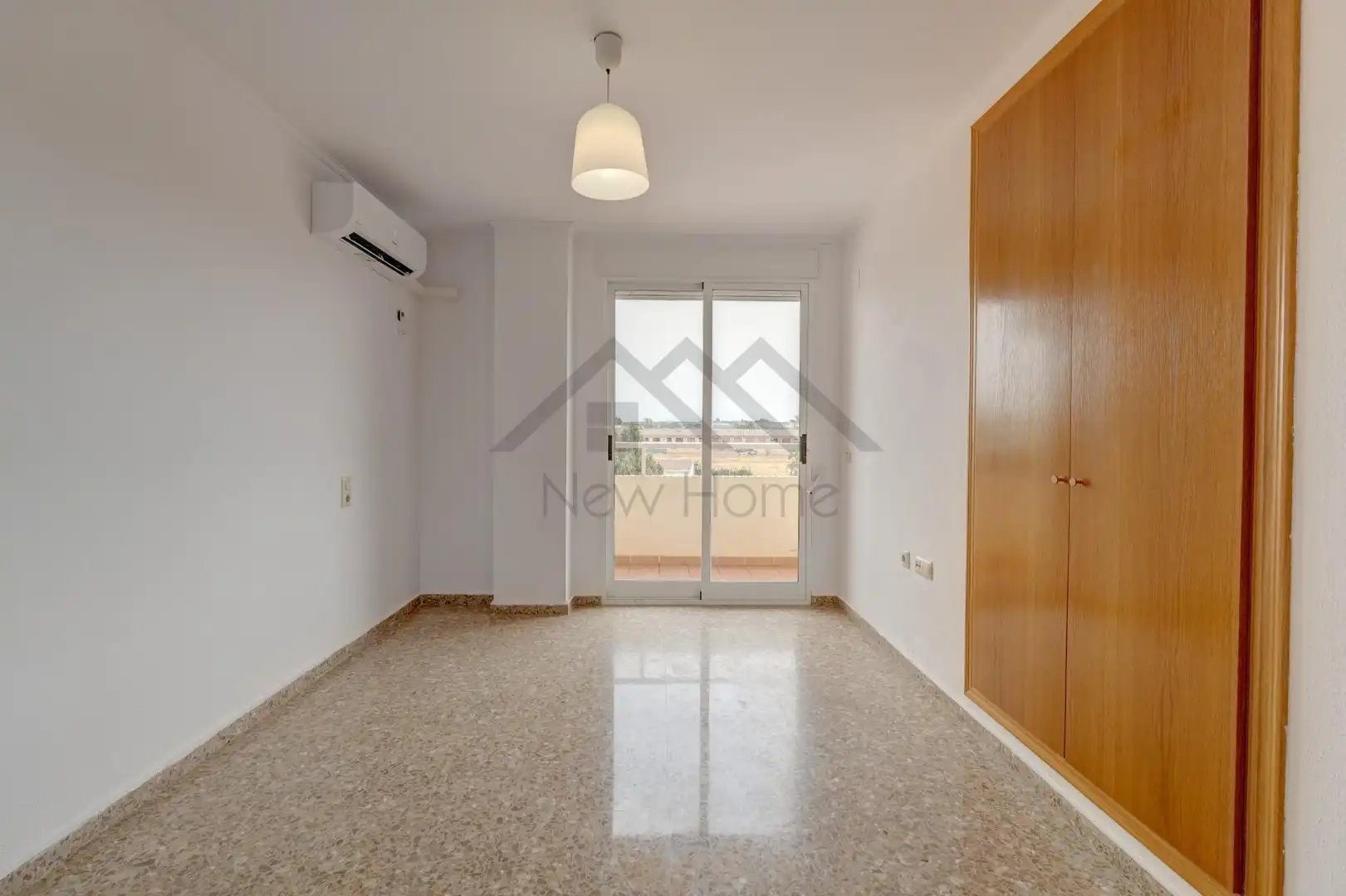 Balcony of Flat for rent in La Pobla de Vallbona  with Heating, Terrace and Storage room