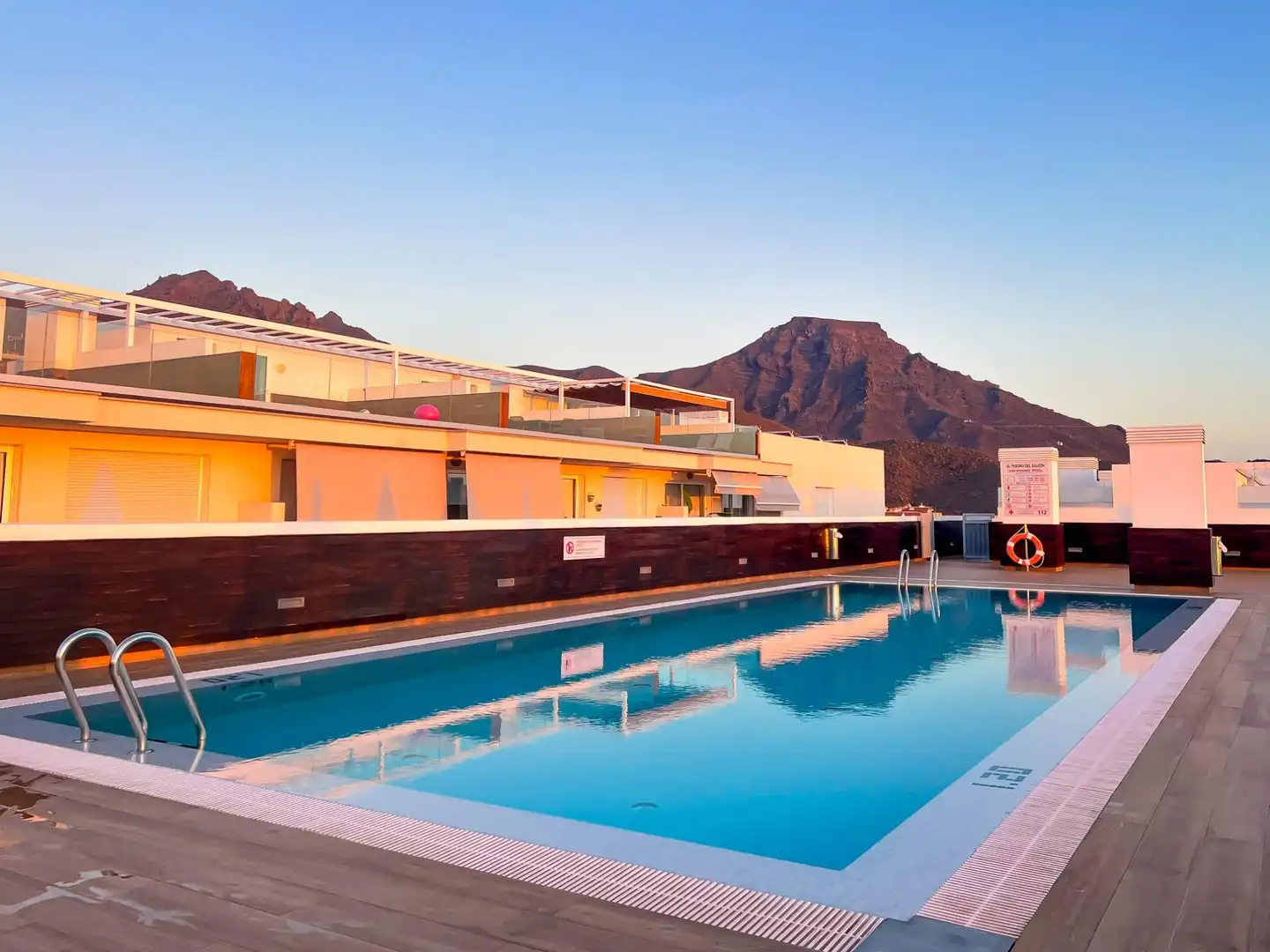 Swimming pool of Apartments for sale in Adeje  with Air Conditioner, Furnished and Jacuzzi