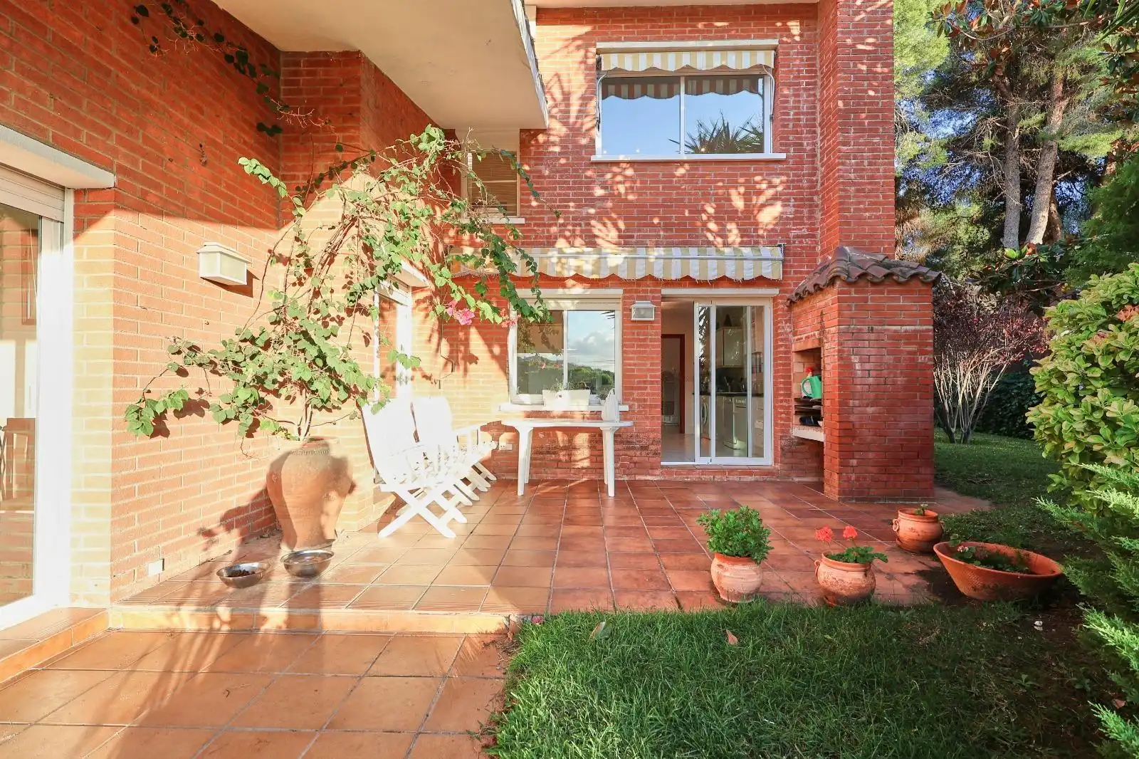 Casa amb piscina en venda a Segur de Calafell, imagen 4