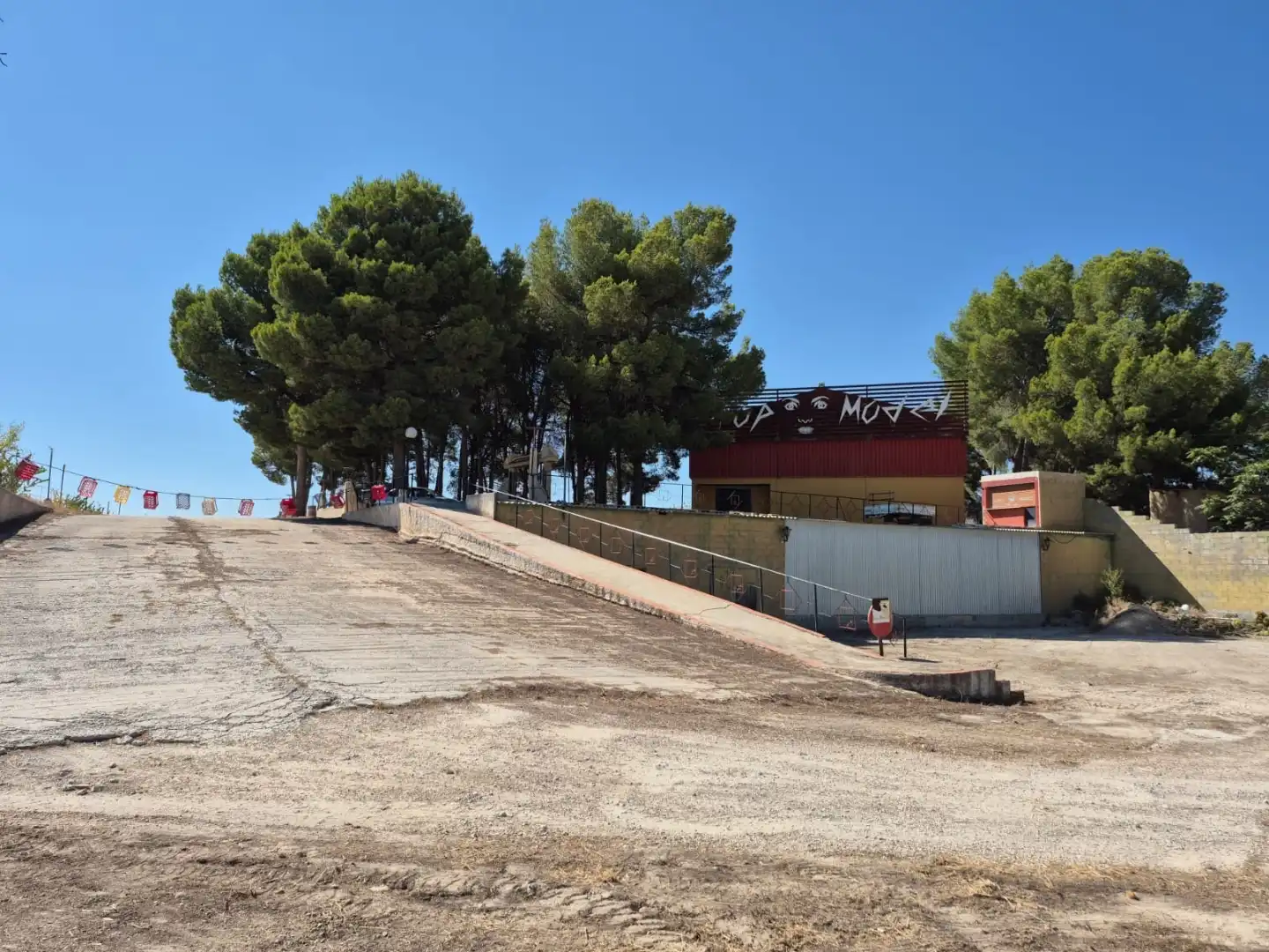 Aparcament de Terreny industrial en venda en Huéscar