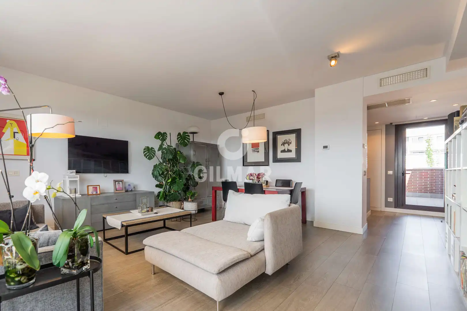 Living room of Duplexes for sale in Madrid  with Heating, Private garden and Storage room