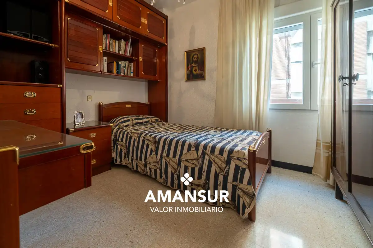 Habitación de Piso en venta en Huelva con Amueblado