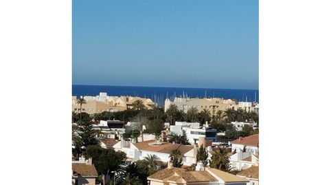 Foto 2 von Maisonette zum Verkauf in Calle Glaucio, Almerimar, El Ejido