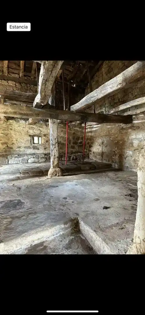 Casa adosada en venda en Valle de Valdebezana amb Jardí privat