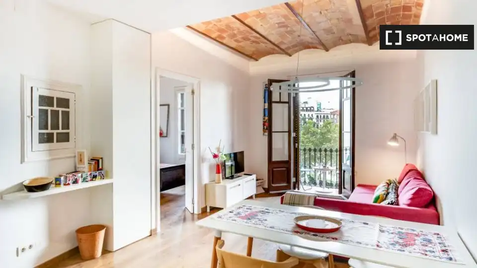 Piso con terraza en alquiler en Eixample, imagen 2