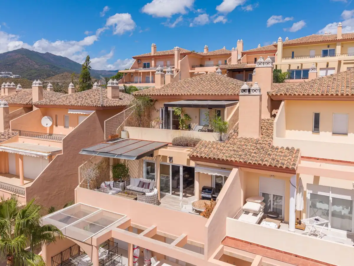 Maisonette mit Aufzug zum Verkauf in Nueva Andalucía