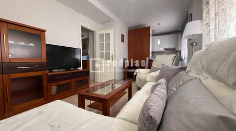 Foto 5 de Piso de alquiler en Héroe de Sostoa, Girón - Las Delicias, Málaga Capital