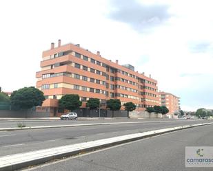 Vista exterior de Garatge en venda en Ávila Capital