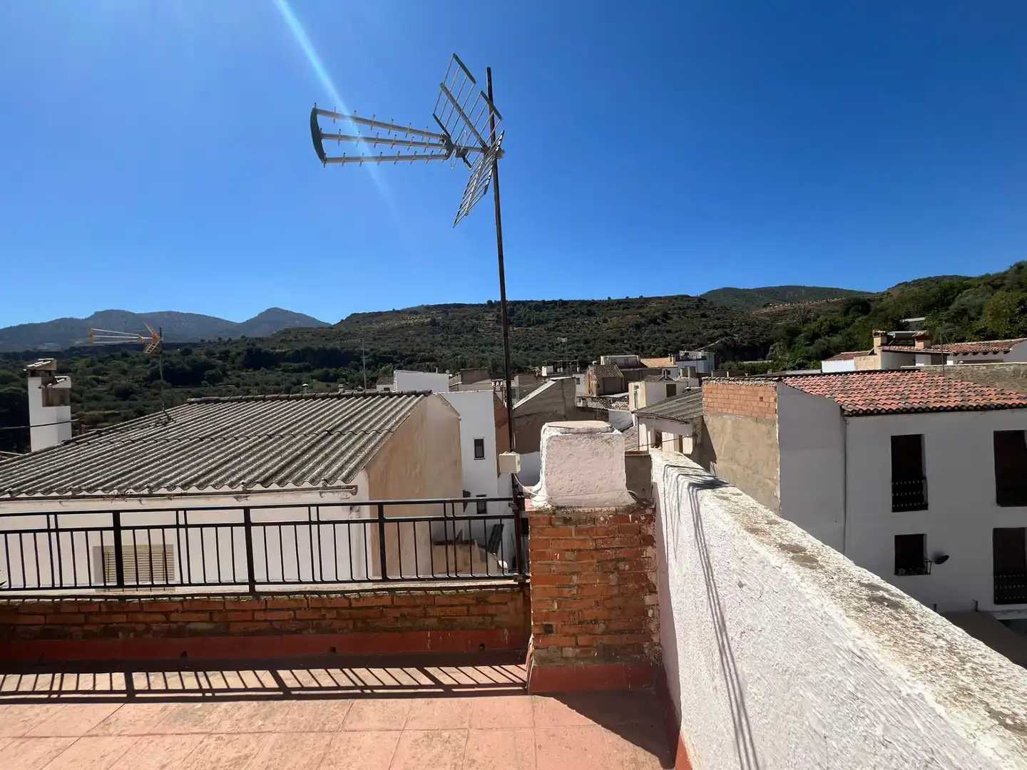 Vista exterior de Casa o chalet en venta en Albuñuelas con Terraza